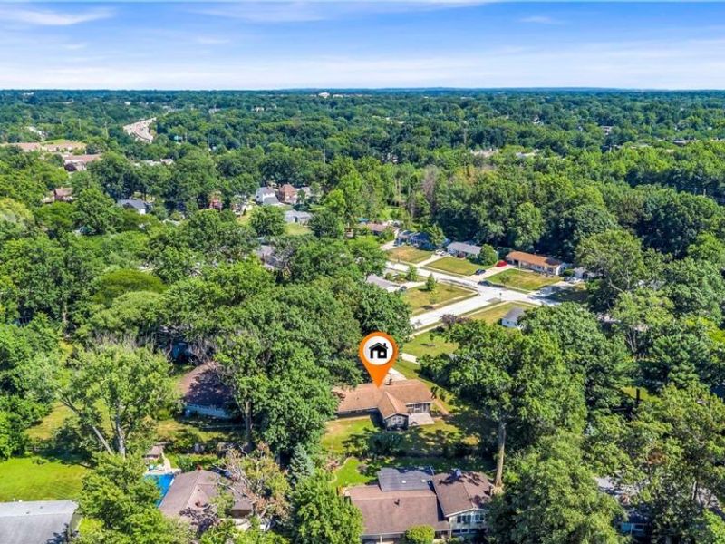 568 Huntley Court, Bay Village, OH 44140 Photo 4