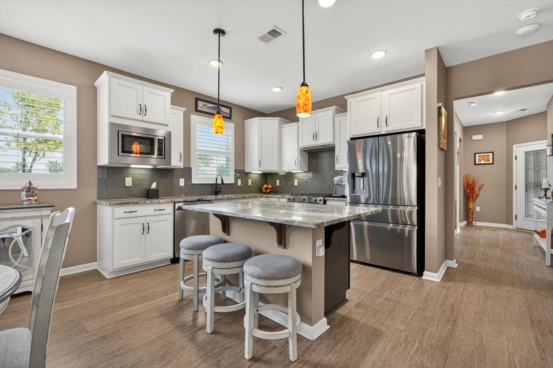 6099 Tramonto St. Photo 13