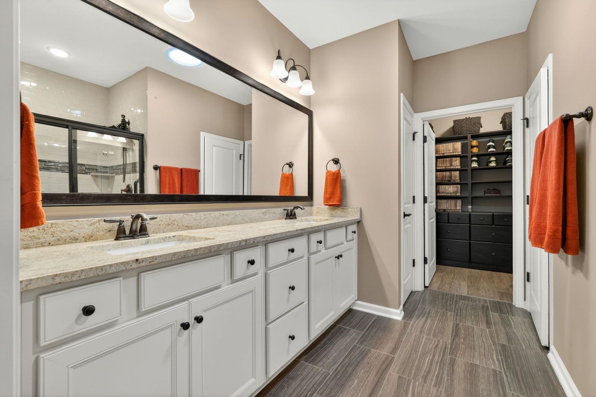 6099 Tramonto St. Photo 21