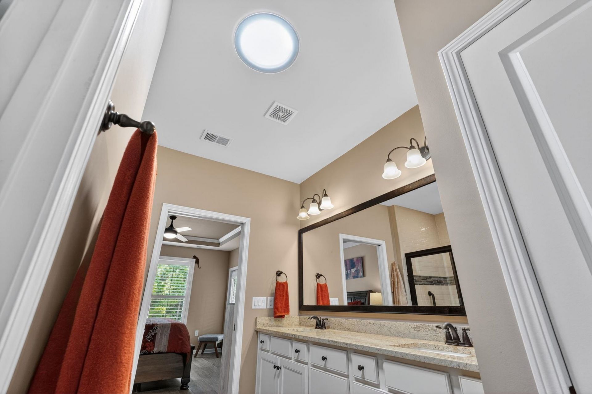 6099 Tramonto St. Photo 22