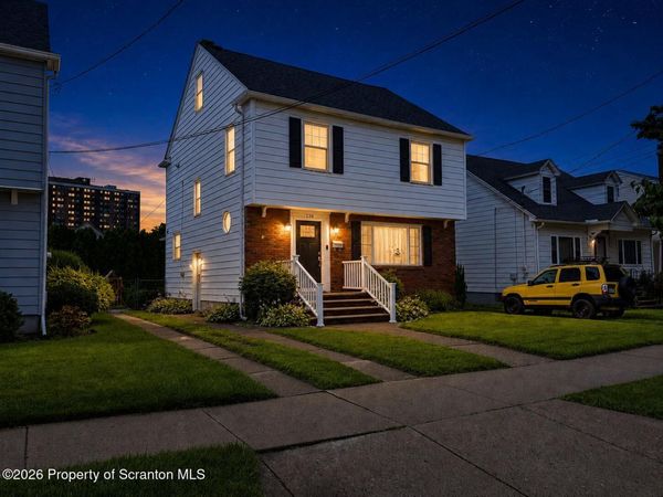 228 Wright Avenue, Kingston, PA 18704
