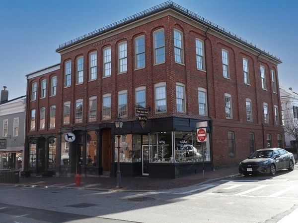 39 State St, Unit 4, Newburyport, MA 01950