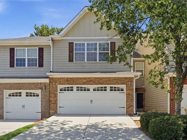 1507 Creek Bend Lane NW, Lawrenceville, GA 30043