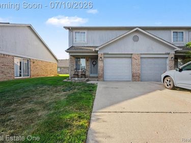 23312 Bunte Court, Brownstown Twp, MI 48183