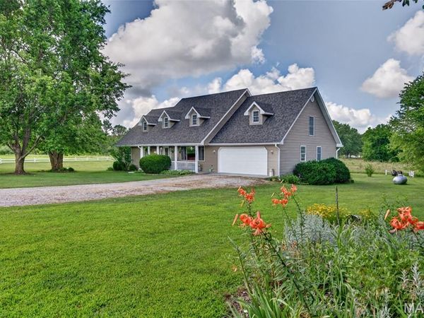 31201 Osborn Drive , Lebanon, MO 65536