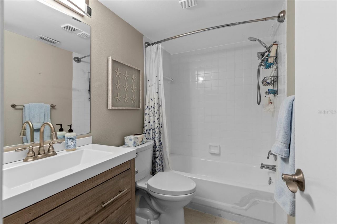 6104 Palma Del Mar Boulevard S, Unit 102A, Saint Petersburg, FL 33715 Photo