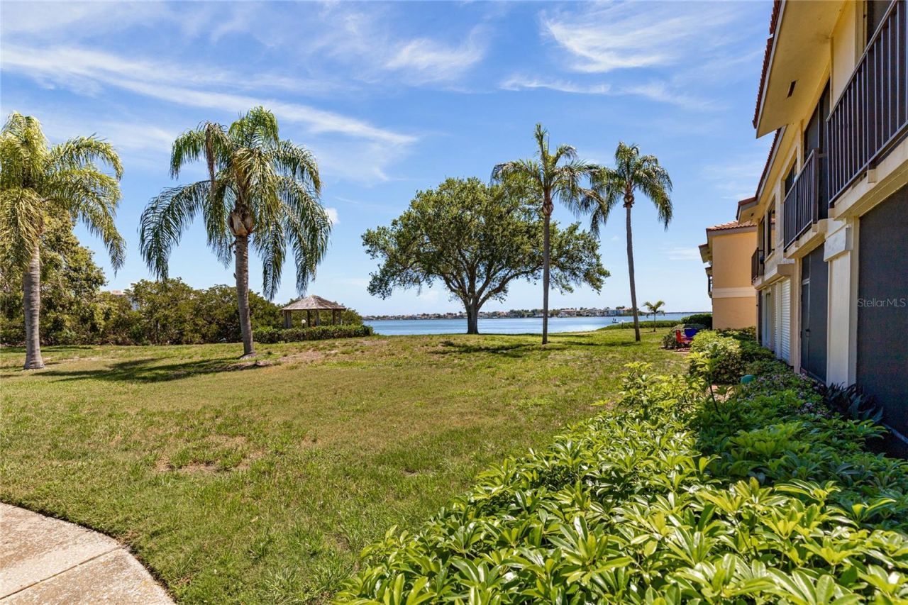 6104 Palma Del Mar Boulevard S, Unit 102A, Saint Petersburg, FL 33715 Photo