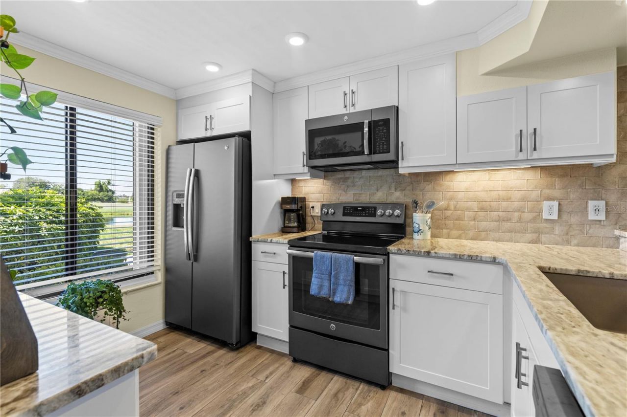 6104 Palma Del Mar Boulevard S, Unit 102A, Saint Petersburg, FL 33715 Photo