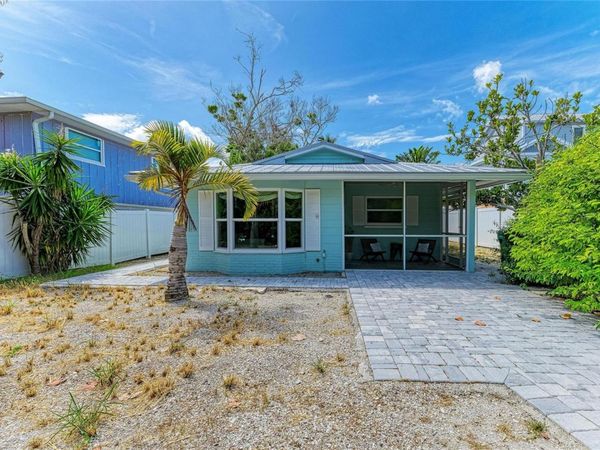 580 LINLEY STREET, LONGBOAT KEY, FL 34228