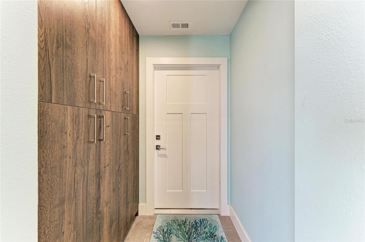 580 Linley Street, Longboat Key, FL 34228 Photo
