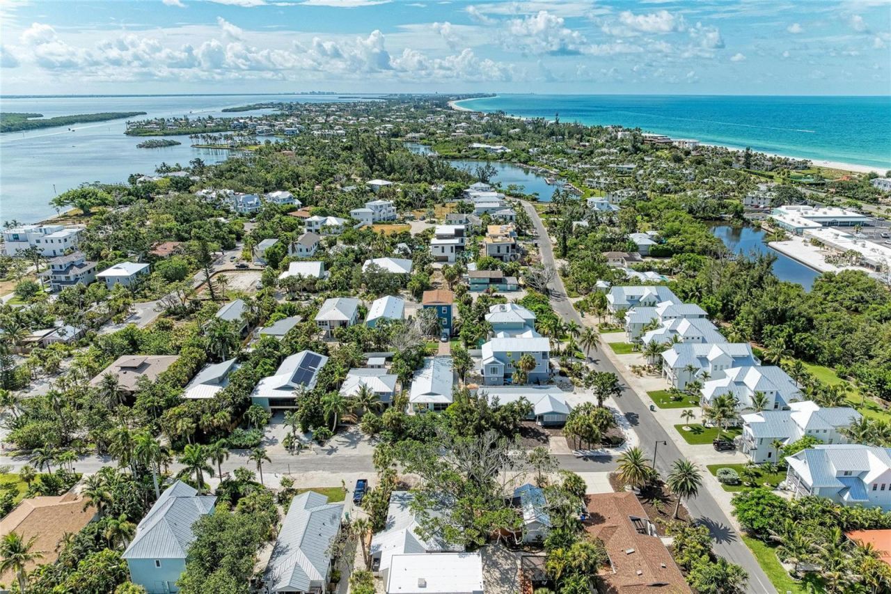 580 Linley Street, Longboat Key, FL 34228 Photo