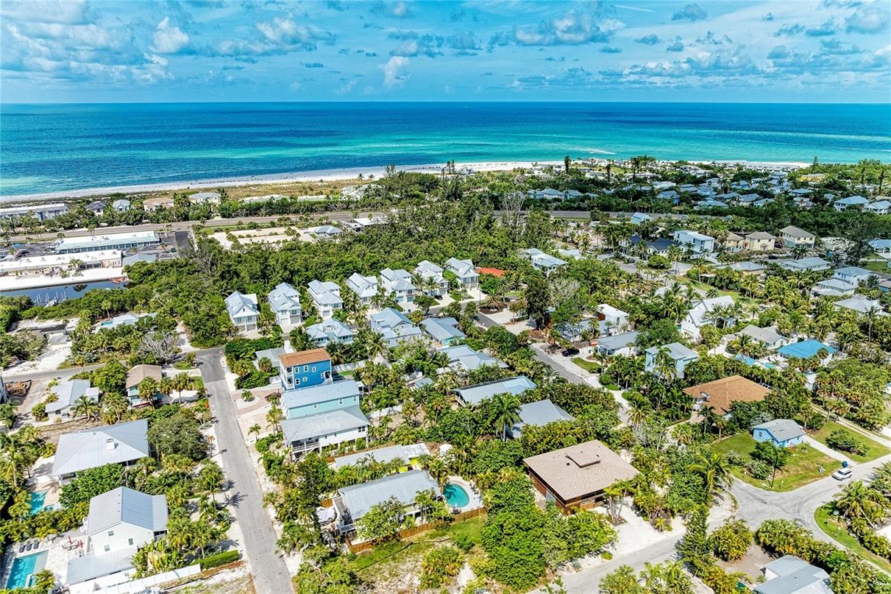 580 Linley Street, Longboat Key, FL 34228 Photo