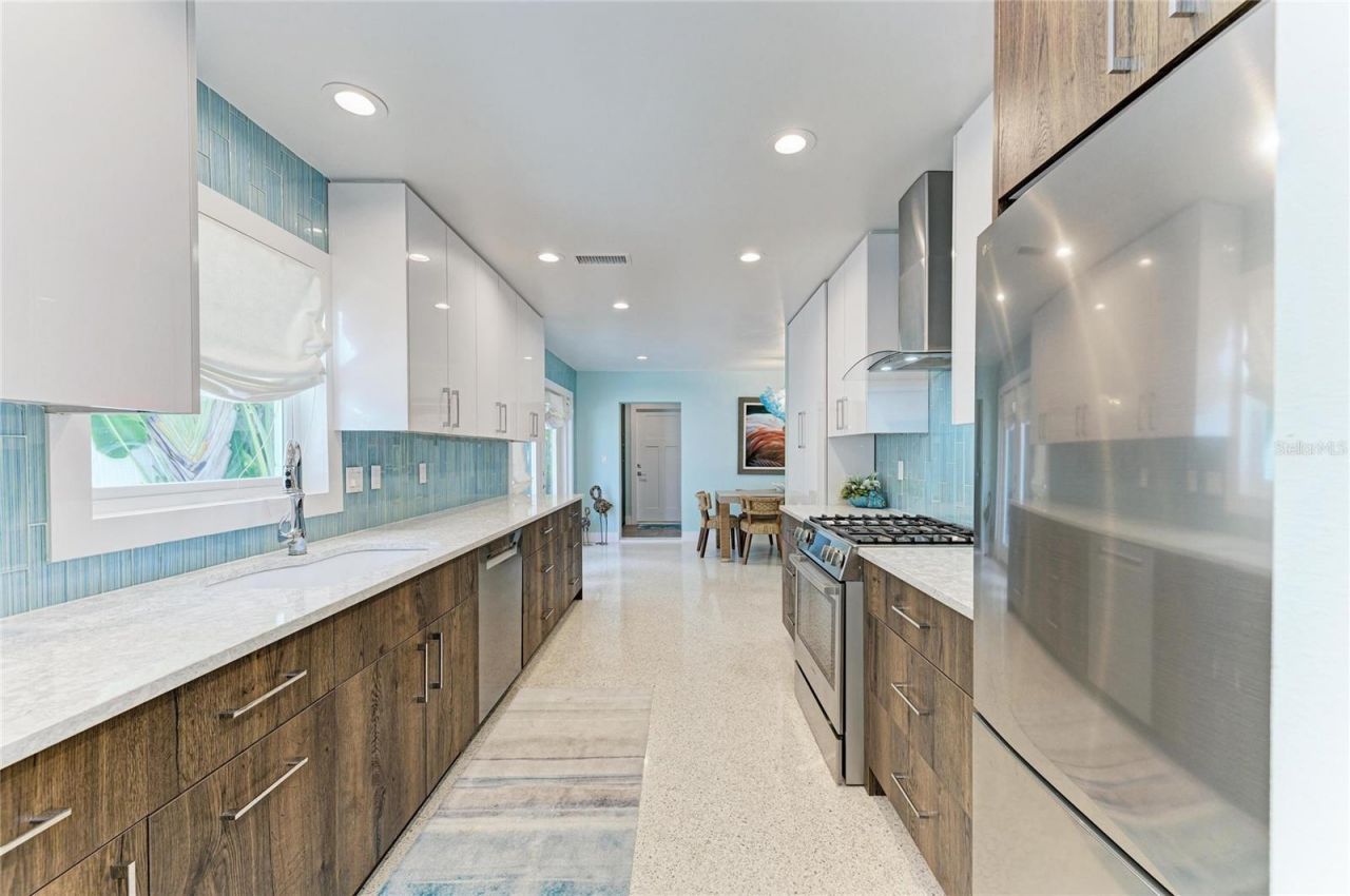 580 Linley Street, Longboat Key, FL 34228 Photo