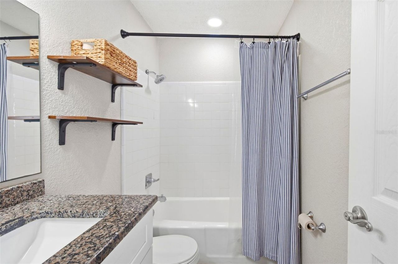 4725 Coquina Key Drive Se, Unit D, Saint Petersburg, FL 33705 Photo