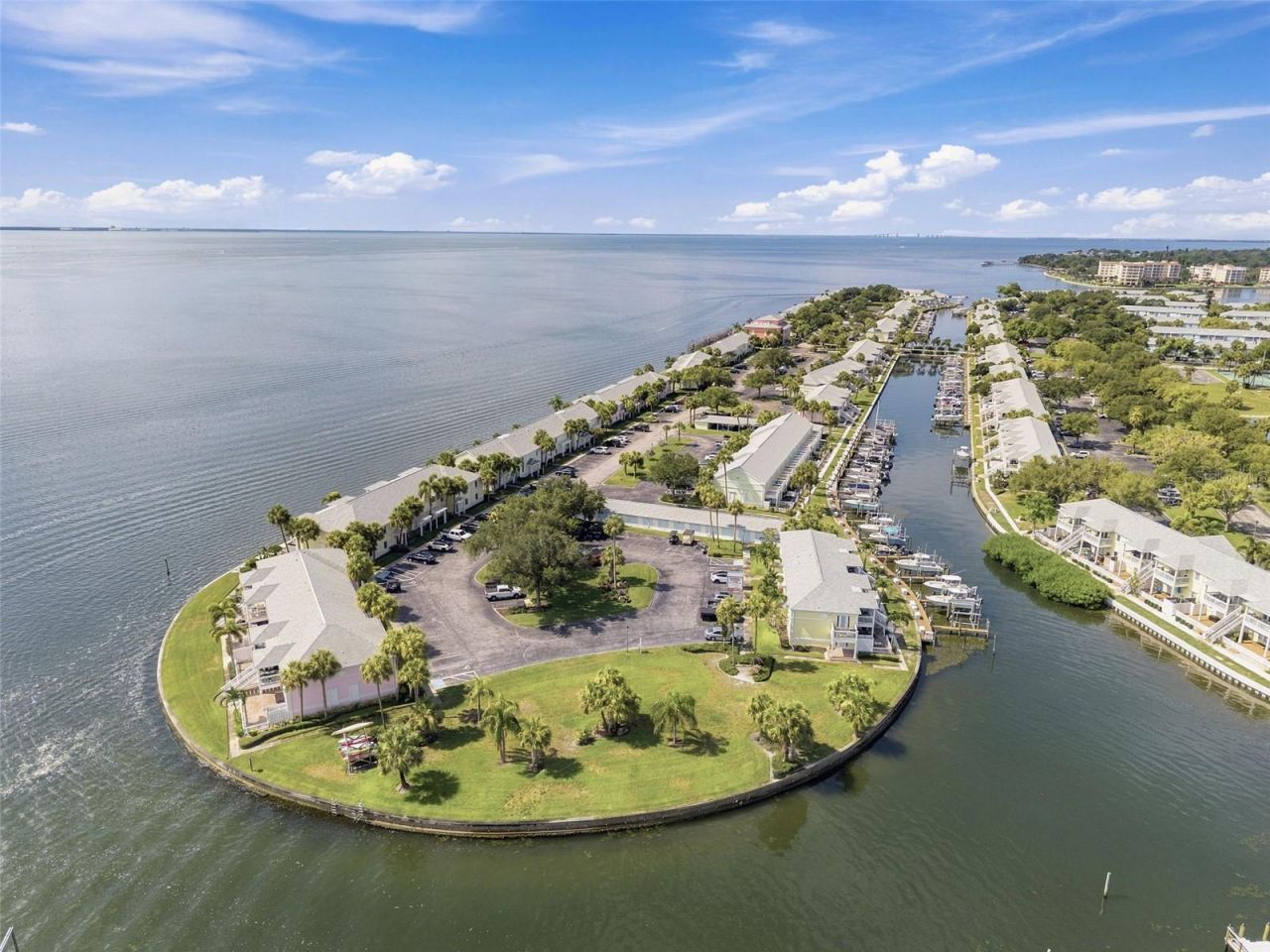 4725 Coquina Key Drive Se, Unit D, Saint Petersburg, FL 33705 Photo