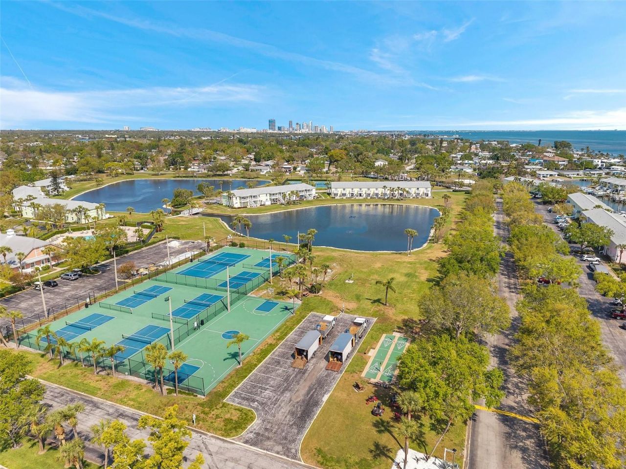 4725 Coquina Key Drive Se, Unit D, Saint Petersburg, FL 33705 Photo