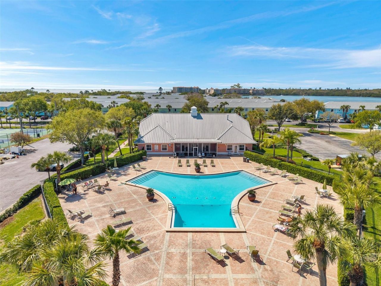 4725 Coquina Key Drive Se, Unit D, Saint Petersburg, FL 33705 Photo