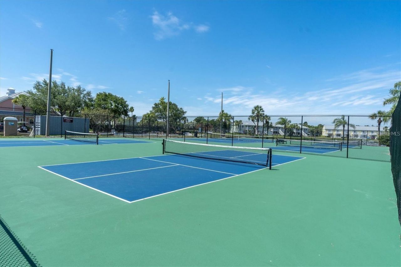 4725 Coquina Key Drive Se, Unit D, Saint Petersburg, FL 33705 Photo