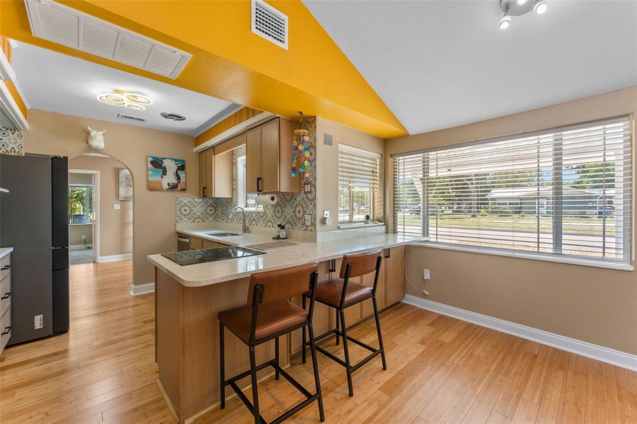 601 45th Street N, Saint Petersburg, FL 33713 Photo