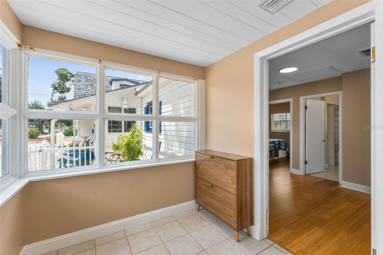 601 45th Street N, Saint Petersburg, FL 33713 Photo