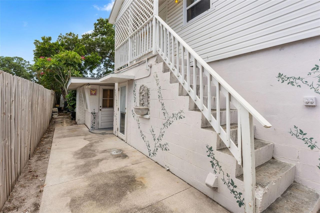 601 45th Street N, Saint Petersburg, FL 33713 Photo