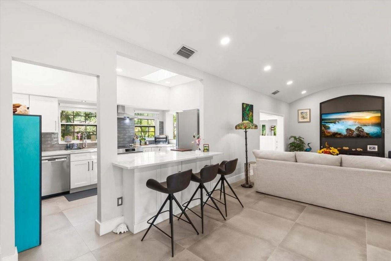 8239 26th Avenue N, Saint Petersburg, FL 33710 Photo
