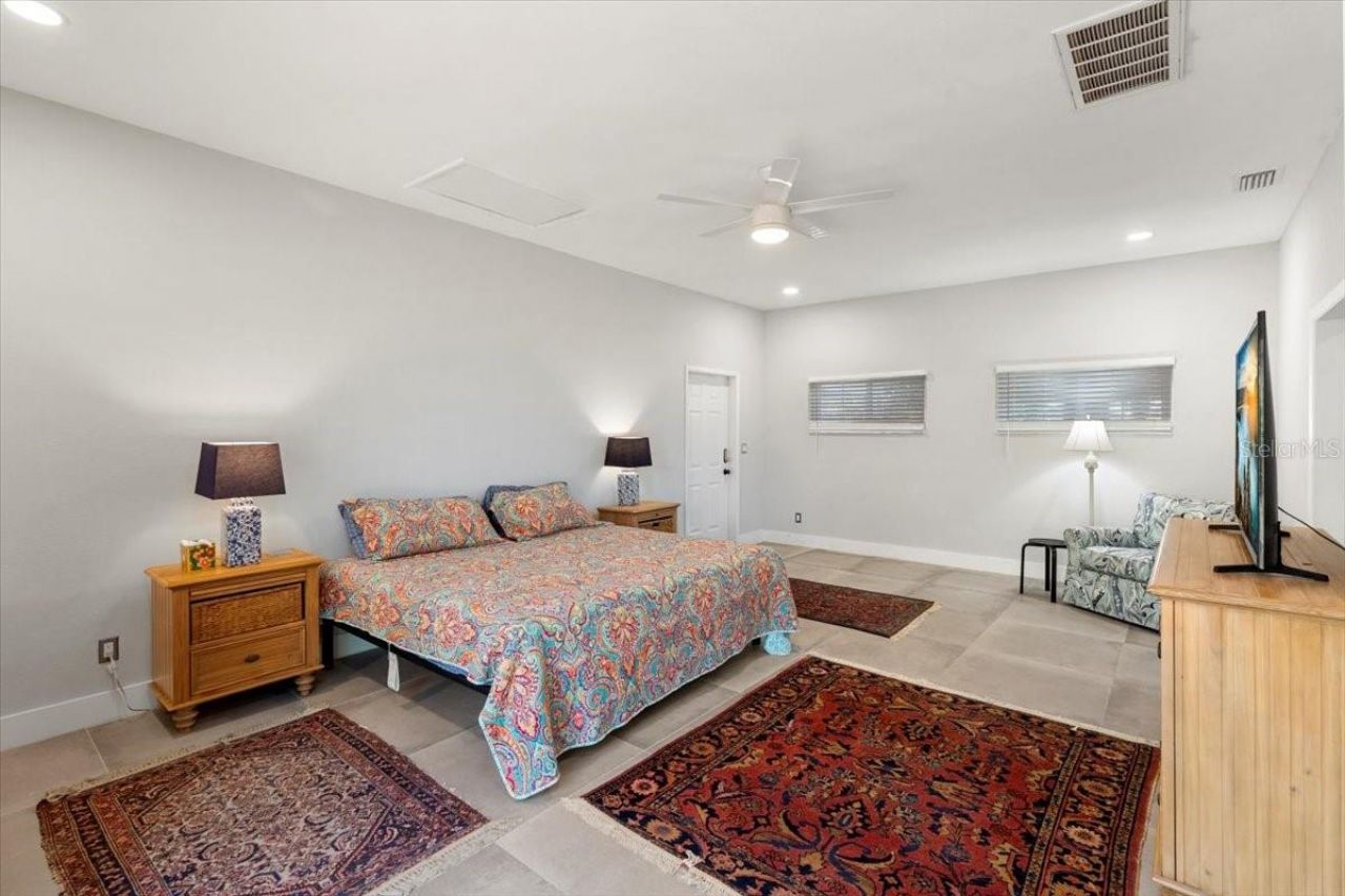8239 26th Avenue N, Saint Petersburg, FL 33710 Photo