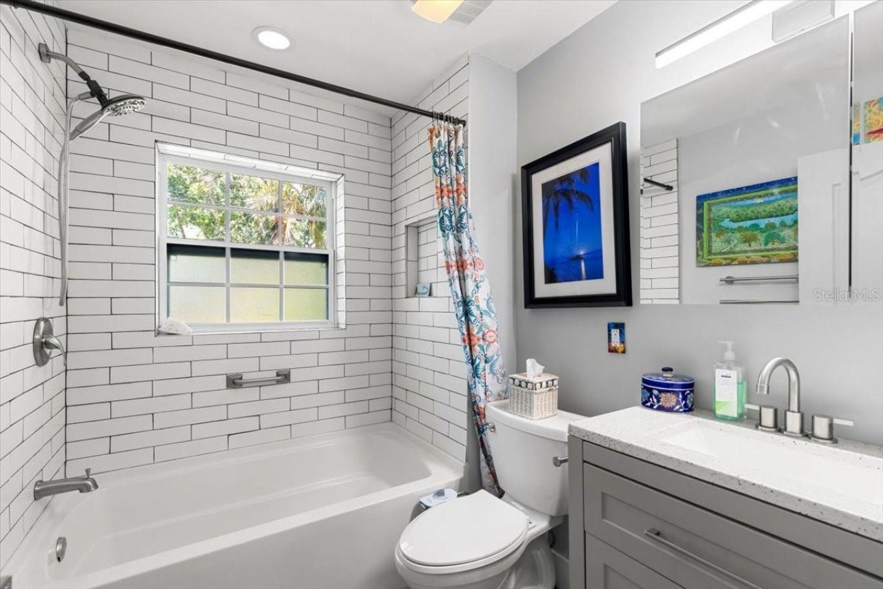 8239 26th Avenue N, Saint Petersburg, FL 33710 Photo