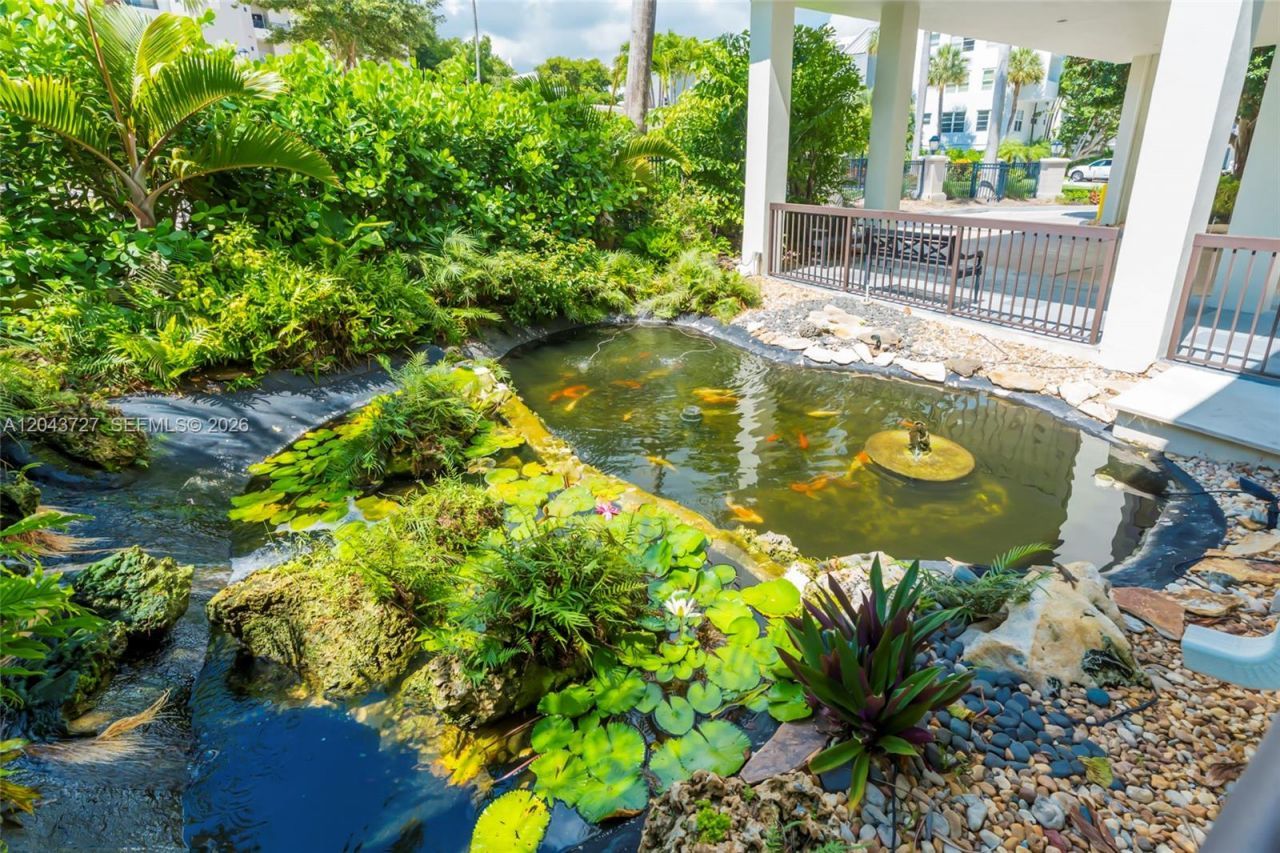 2900 NE 14th St Cswy, Unit 808, Pompano Beach, FL 33062 Photo