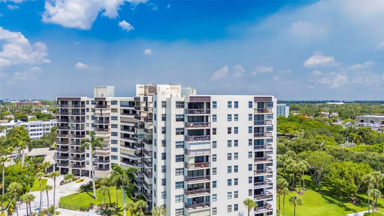 2900 NE 14th St Cswy, Unit 808, Pompano Beach, FL 33062 Photo