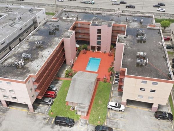 Unit 311, Hialeah, FL 33012