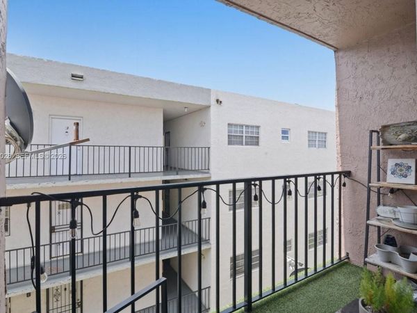 6175 W 20th Ave, Unit 311, Hialeah, FL 33012