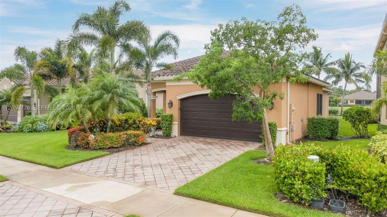 3694 Pleasant Springs , Naples, FL 34119 Photo