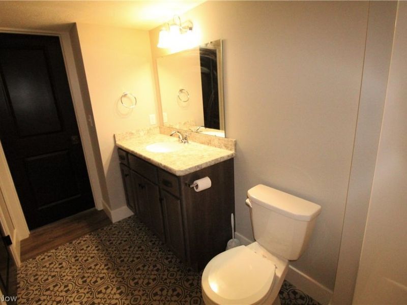 2374 Deer Creek Circle, Orrville, OH 44667 Photo 27