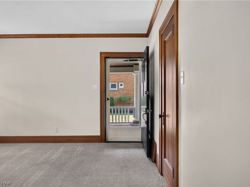 862 Lakeview Drive, Lorain, OH 44052 Photo 12