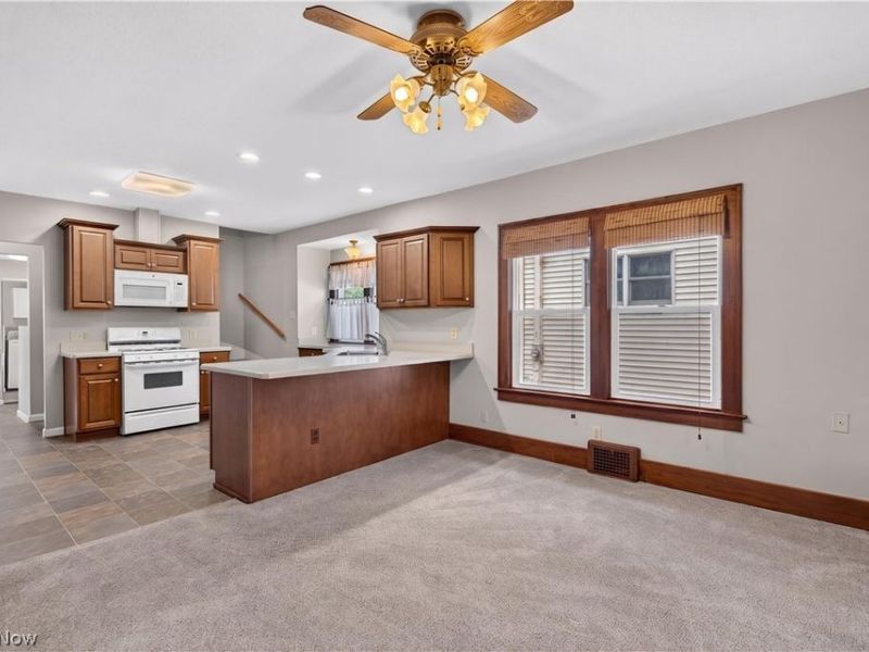 862 Lakeview Drive, Lorain, OH 44052 Photo 19