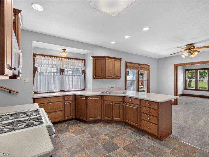 862 Lakeview Drive, Lorain, OH 44052 Photo 21