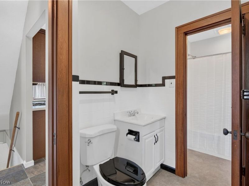 862 Lakeview Drive, Lorain, OH 44052 Photo 32