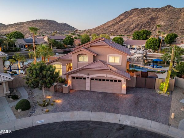5452 W MOHAWK Lane, Glendale, AZ 85308