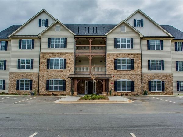 4757 Tatton Park Circle , Unit 2B, Winston-Salem, NC 27103