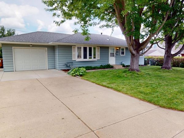 1402 Marie Avenue , Albert Lea, MN 56007