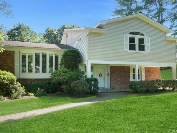 26 Alder Drive, Briarcliff Manor, NY 10510