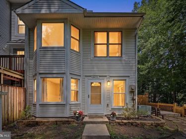 6015 CHESTNUT HOLLOW COURT, CENTREVILLE, VA 20121