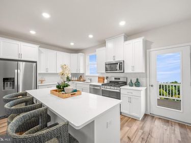 35 CONTINENTAL WAY, BRIDGEPORT, PA 19405