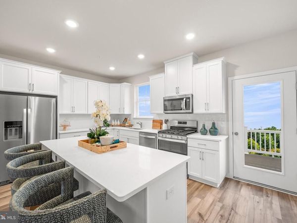 35 CONTINENTAL WAY , BRIDGEPORT, PA 19405