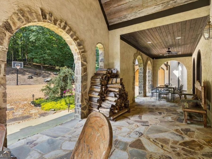 Property Image 10
