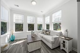 372 Harbour Pointe Drive photo 4
