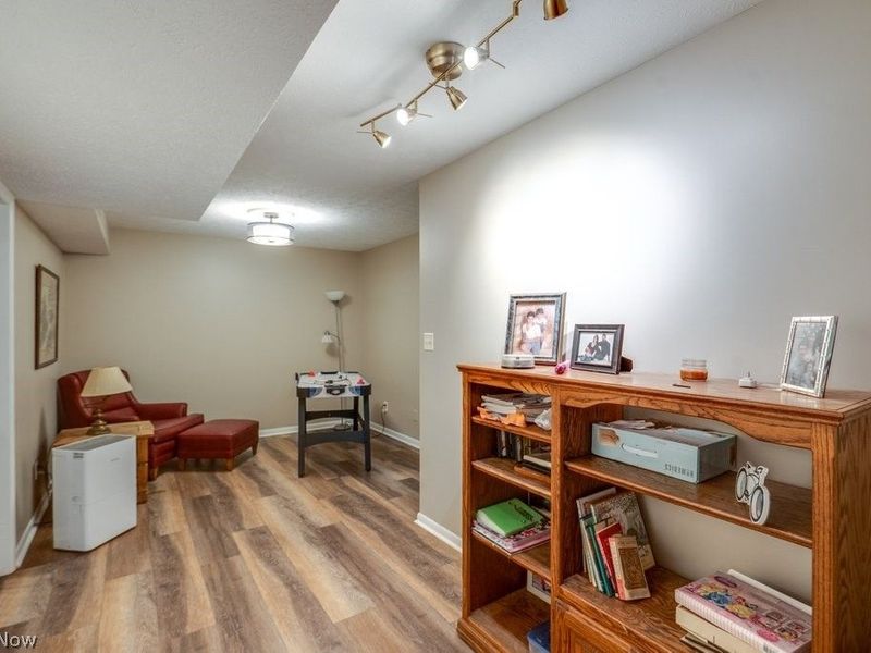 849 Pine Cone Oval, Sagamore Hills, OH 44067 Photo 34