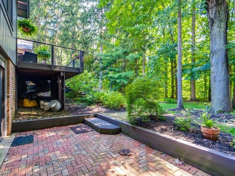 849 Pine Cone Oval, Sagamore Hills, OH 44067 Photo 9