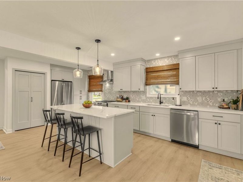 26927 E Oviatt Road, Bay Village, OH 44140 Photo 10